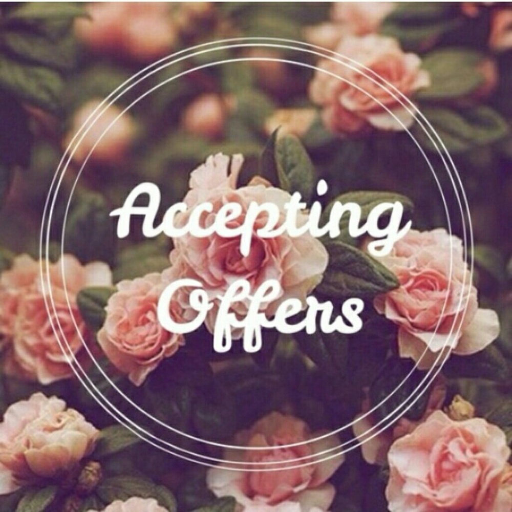 Please Make Offers 💕💎🛍🎀🌼